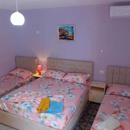 Hotel Ziku Durres Exterior photo